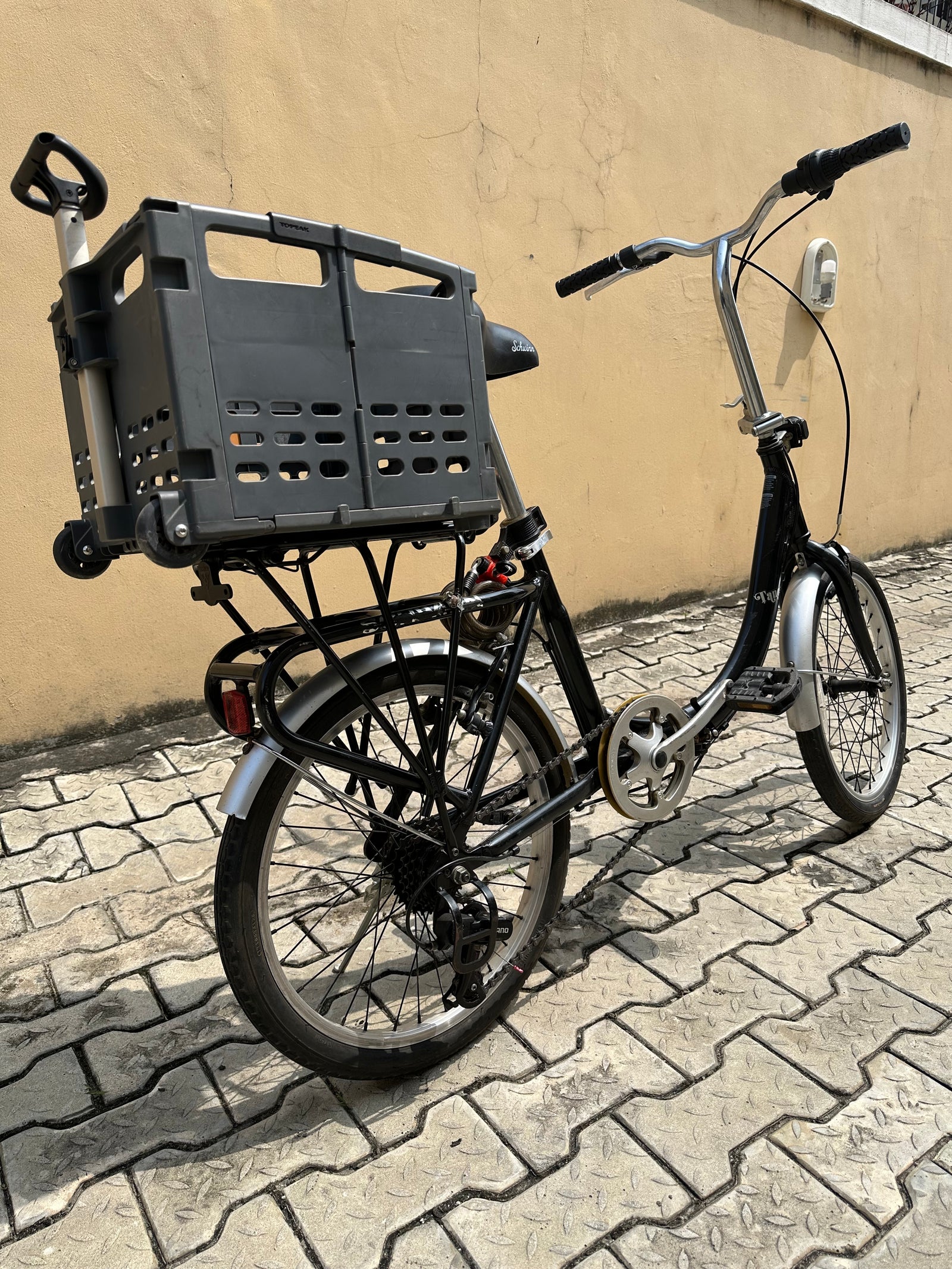 SCHWINN LOOP HYBRID FOLDING BIKE, 20-IN